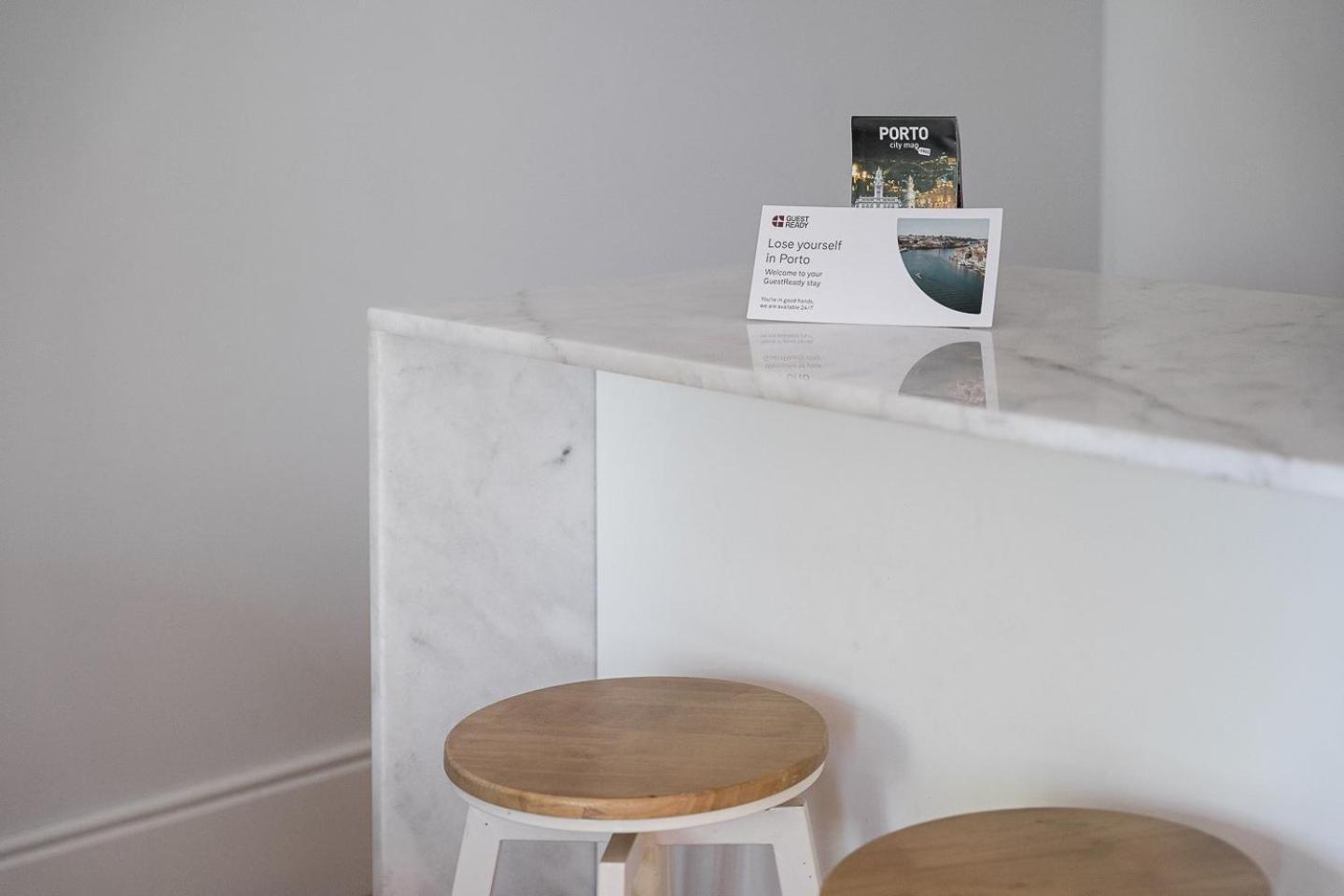 Guestready - The Perfect Haven Near St. Catarina Apartment Porto Luaran gambar