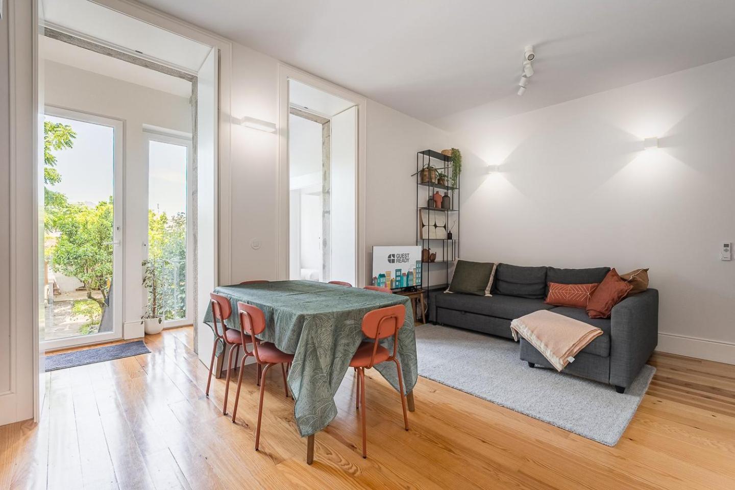 Guestready - The Perfect Haven Near St. Catarina Apartment Porto Luaran gambar
